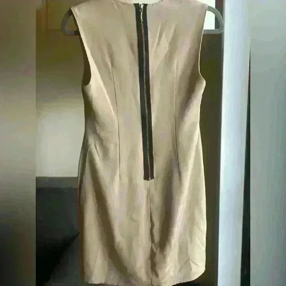 Custom made Silhouette mini dress - Picture 7 of 7